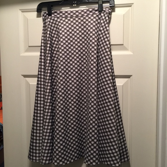 Bettie Page Checks Skirt - Picture 2 of 6